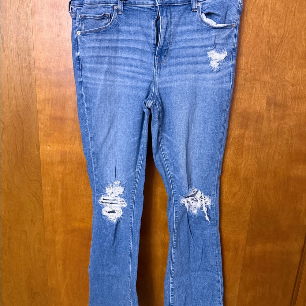 American Eagle Outfitters Light Blue Ripped Jeans